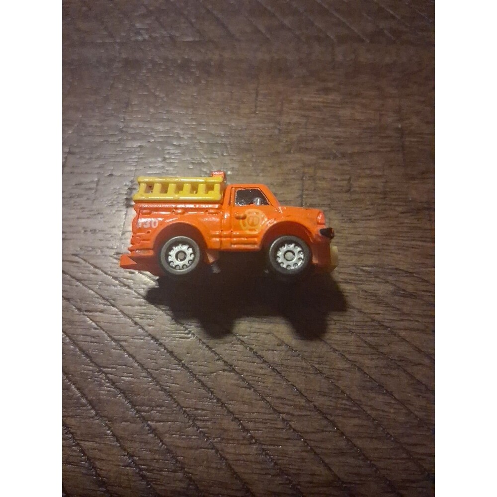 MICRO MACHINES  Datsun Rescue truck